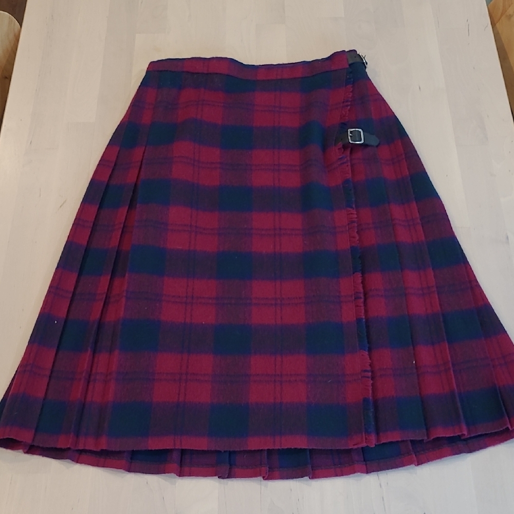 EUC VTG Kerry Hope 100% Woolmarked Pure Wool Green/Purple/Blue Plaid Wrap Skirt